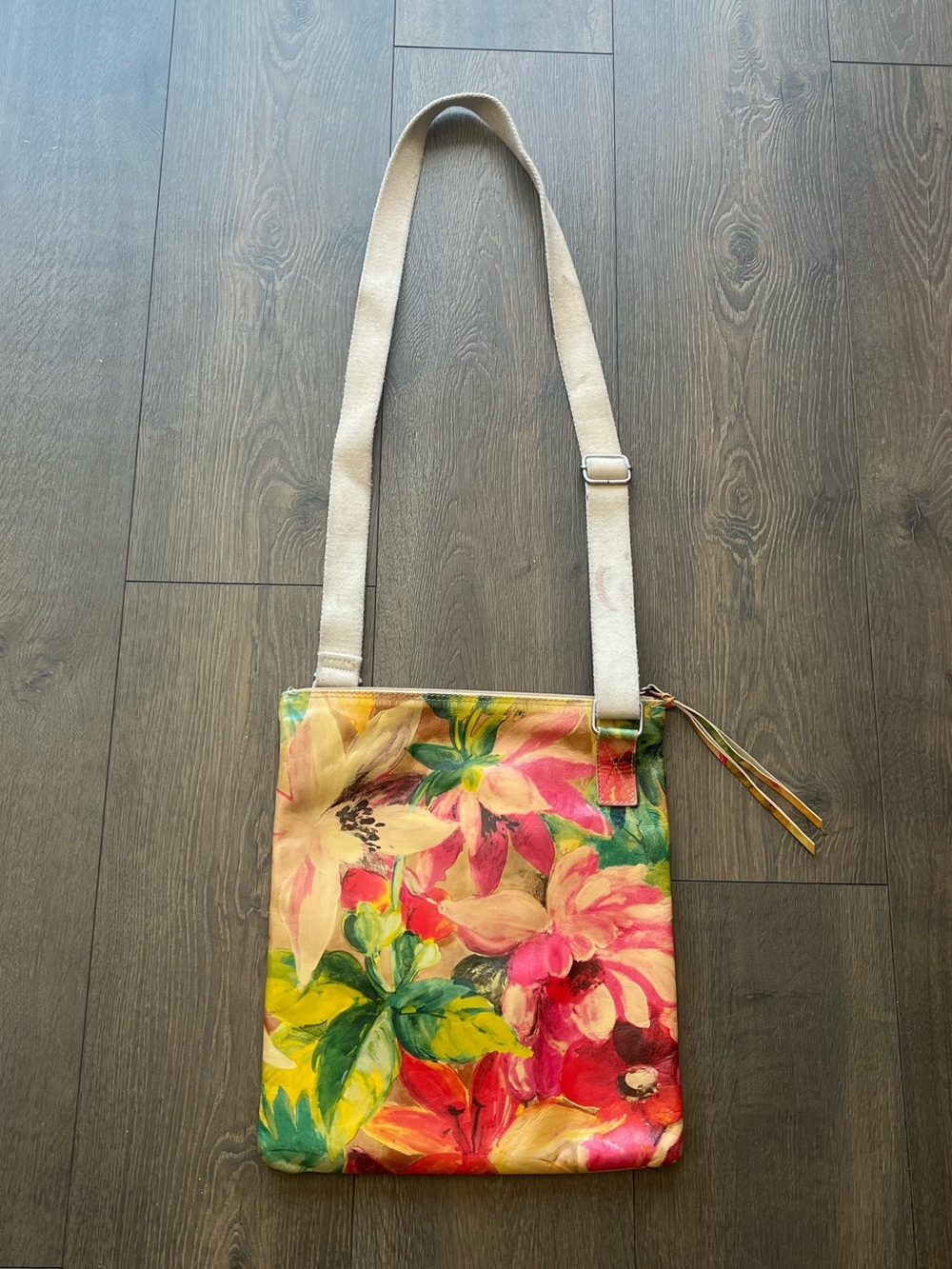 Maurizio Taiuti Floral Leather Crossbody Bag